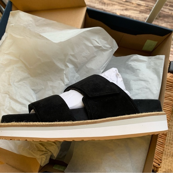 NIB Cole Haan Cloud Slide Black Suede Sandals - Picture 5 of 12